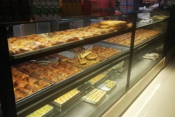 Akmer Baklava Pasta Börek - Pastane - İstanbul Eyüpsultan