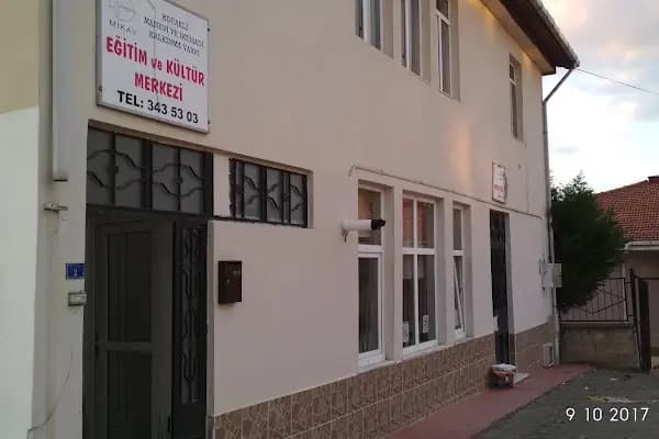 MİKAV - Manevi ve İktisadi Kalkınma Vakfı - Okul - Kocaeli Gölcük
