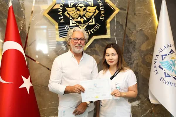 Prof Dr Erdoğan Aslan Kadın Hastalıkları ve Doğum Uzmanı - Kadın Hastalıkları ve Doğum Uzmanı - Antalya Döşemealtı