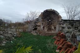 Kilise Kalıntısı