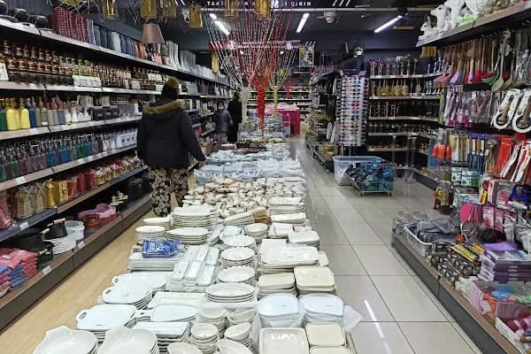 Yürüyen Avm Bayraklı - Ev Eşyaları Mağazası - İzmir Bayraklı