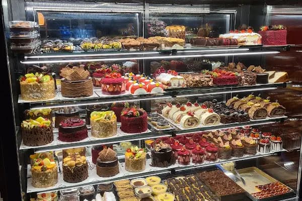 Çapa Ekmek ve Pasta Fırını - Fırın - İzmir Karabağlar