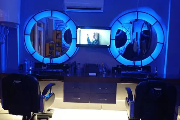 Salon Tıraşizm - Kuaför - İstanbul Arnavutköy