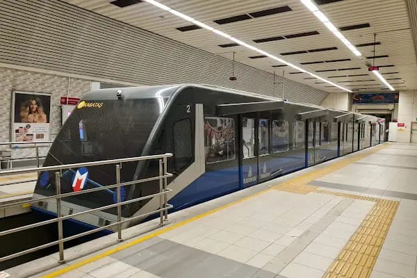 Tramvay-Füniküler Metro - İlgi Çekici Yer - İstanbul Arnavutköy