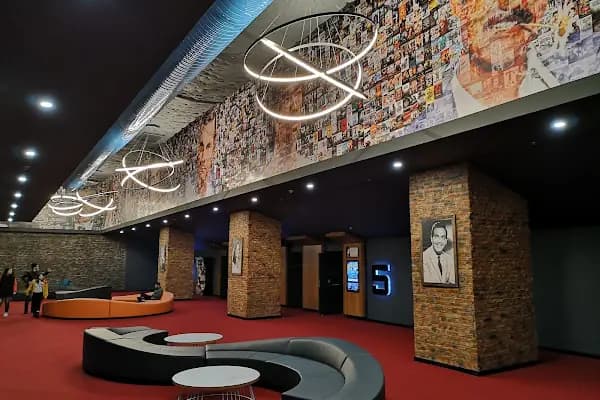 Avşar Sinema / Kartal İstMarina Avşar - Sinema Salonu - İstanbul Üsküdar