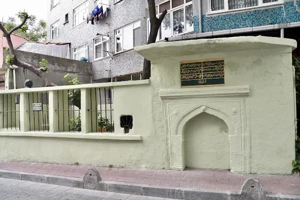 İnadiye Baba türbesi - Dini Kuruluş - İstanbul Arnavutköy