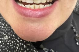 Diş Hekimi Hasibe Şahin