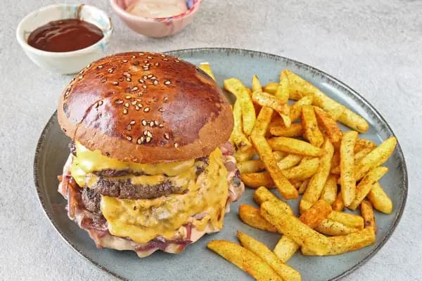 Friends burger - Hamburger restoranı - İzmir Bornova