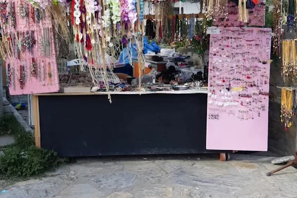 Kars bazaar yöresel hediyelik &amp; cafe - Müze - Muğla Ula