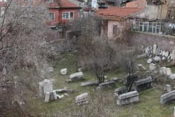 Kırlar( Kadılar) Mezarlığı