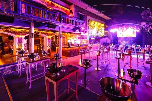 Yula Yalıkavak - Dine &amp; Chill - Kokteyl bar - Muğla Bodrum