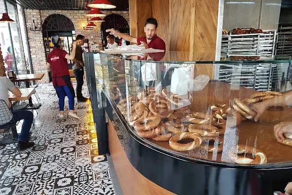 Bizim Ekmek &amp; Pasta Cafe - Kafe - Kocaeli Çayırova