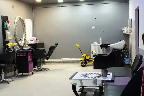 Almila Bayan Kuaförü - Güzellik Salonu - İstanbul Bağcılar