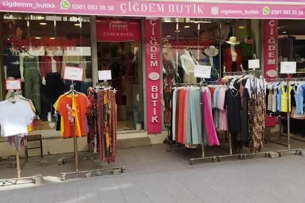 Çiğdem Butik - Kadın giyim mağazası - İstanbul Bağcılar