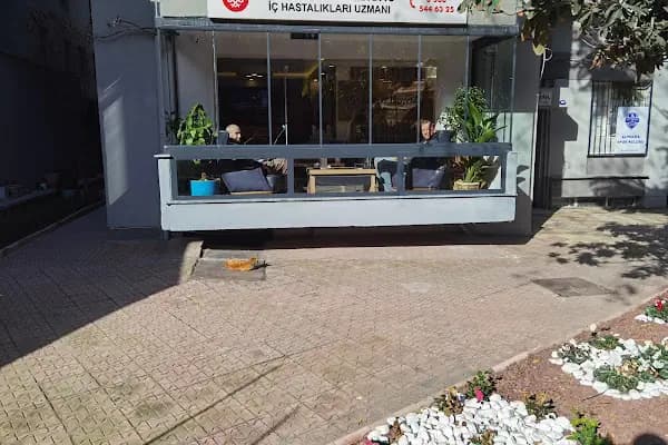 Dr. Cüneyt Hayretdağ Kliniği - Sağlık Merkezi - İzmir Bayraklı