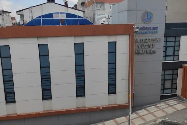 Bağcılar Belediyesi Yıldıztepe Mahallesi Semt Havuzu - Yüzme Havuzu - İstanbul Bağcılar