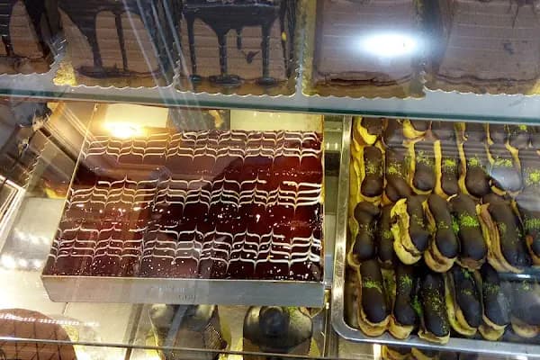 Lades Pastaneleri - Pastane - İstanbul Avcılar