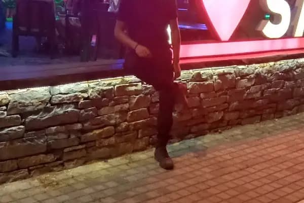 Altındağ Oto Yıkama - Araba Yıkama - İzmir Bornova