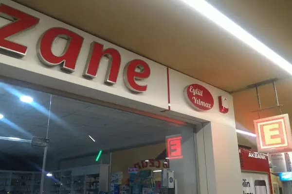 Eylül Yılmaz Eczanesi - Eczane İçeren İşletme - İzmir Bornova