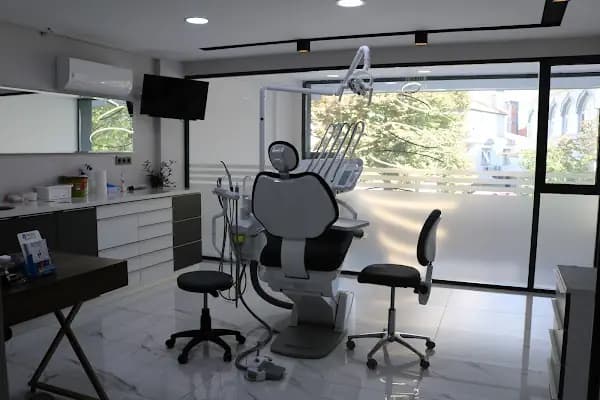 Özel Aquadent Ağız ve Diş Sağlığı Polikliniği - Diş Kliniği - Manisa Yunusemre