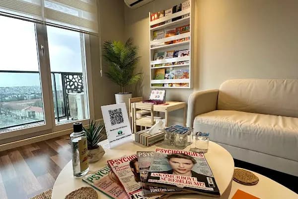 Halkalı Psikolog / Uzm. Psk. Kübra Demirci - Psikolog - İstanbul Küçükçekmece