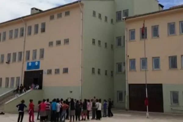 Mehmet Merdanoğlu İlkokulu - Okul - Diyarbakır Bağlar