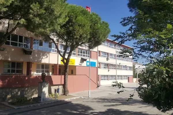 Bergama Cumhuriyet Anadolu Lisesi - Eğitim - İzmir Bergama
