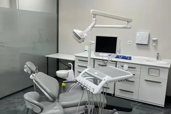 Denta Bien Ağız Diş Sağlığı Polikliniği - Diş Kliniği - İzmir Çiğli