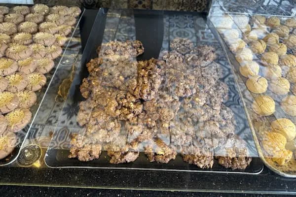Meydan Simit Firin &amp; Cafe - Fırın - Eskişehir Odunpazarı