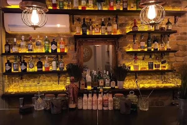 FLEKK - Kokteyl bar - İstanbul Sarıyer