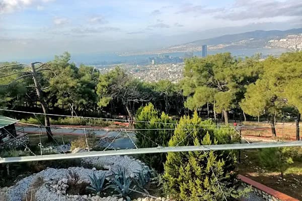 Konak Belediyesi Aydın Erten Rekreasyon Alanı - Ağaç Parkı - İzmir Bergama