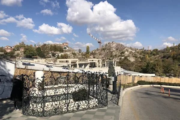 Gül Baba Türbesi - Mezarlık - Ankara Altındağ