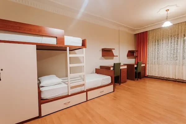 Nazlı Kız ve Erkek Öğrenci Yaşam Merkezi - Öğrenci Yurdu - Trabzon Akçaabat