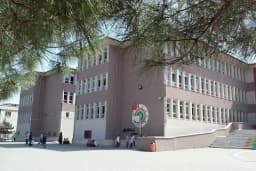 80. Yıl Cumhuriyet imamhatip Ortaokulu