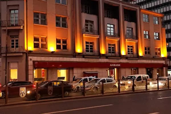 Akbank Ankara Şubesi - Banka - Ankara Yenimahalle