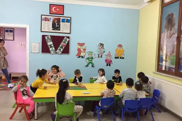 ÖZEL MİNİK NEFESLER ANAOKULU - Okul - İstanbul Adalar