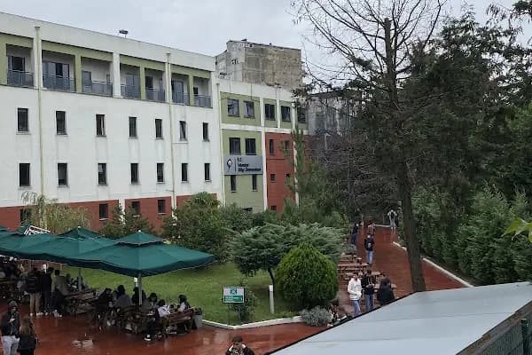 İstanbul Bilgi Üniversitesi Kuştepe Kampüsü - Özel Üniversite - İstanbul Küçükçekmece