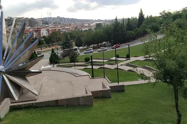 Kuva-yi Milliye Anıt Parkı - Park - Balıkesir Erdek