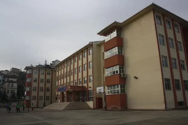 Cumhuriyet Ortaokulu - Okul - Trabzon Ortahisar