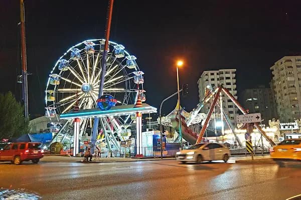 Lunapark - Lunapark - İstanbul Kadıköy