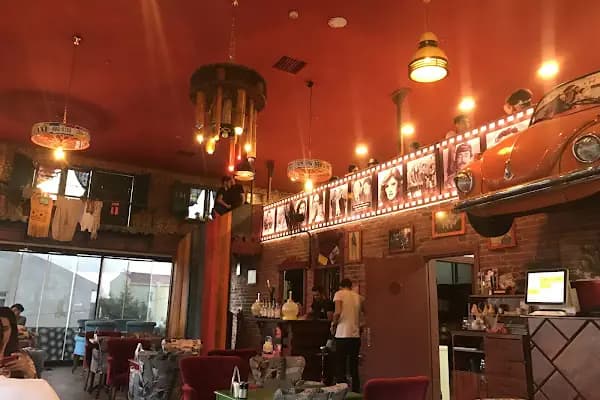 AZİM OCAKBAŞI & CAFE - Et Lokantası - İstanbul Arnavutköy