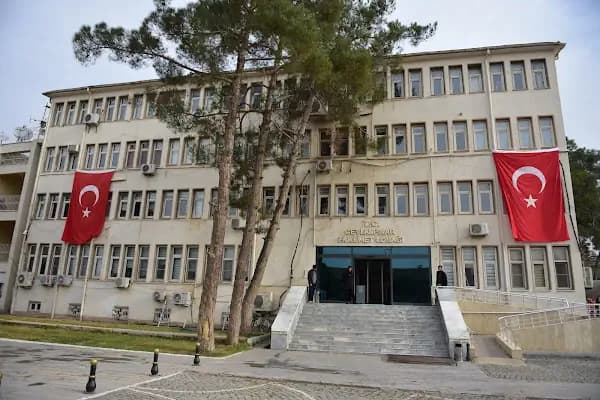 Ceylanpınar Hükümet Konağı - İlgi Çekici Yer - Şanlıurfa Suruç