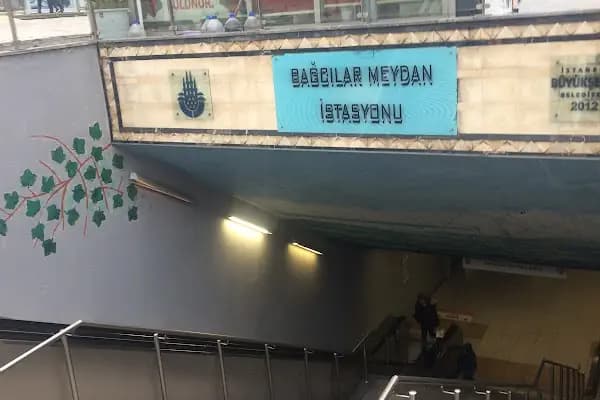 Bağcılar Metro - Otobüs Durağı - İstanbul Bağcılar