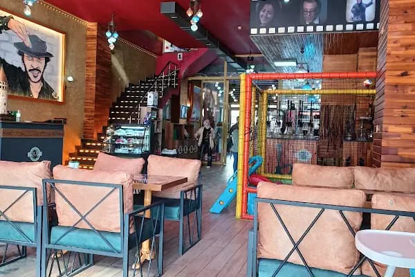 Galata Doksanlar Kahve Evi - Kafe - İstanbul Bağcılar
