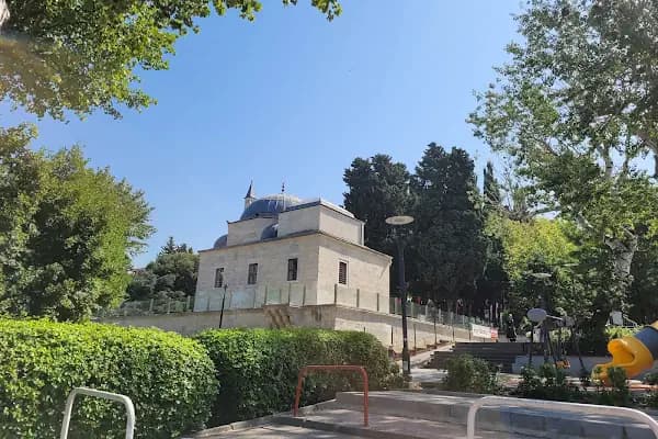 Mustafa Kemal Paşa Cd. Girişi Milli Egemenlik Parkı - Park - İstanbul Kadıköy