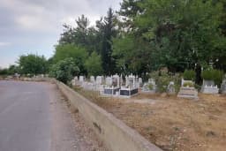 Alaylı Köyü Mezarlığı