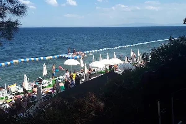 Kartal Belediyesi Sosyal Tesisleri Halk Plajı - Kumsal - İstanbul Fatih