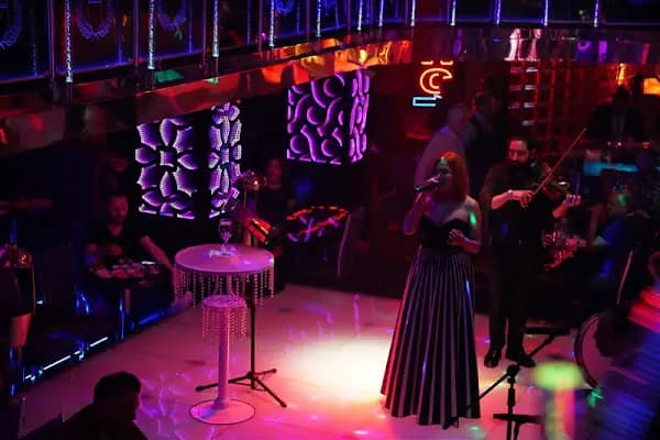 Yeni Hisar Gazinosu(Bursanın Eğlence Merkezi, Bursa Eğlence Mekanları) - Gece kulübü - Bursa Nilüfer