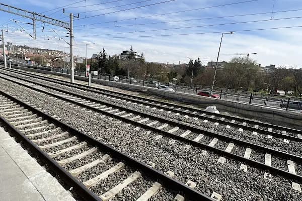 YENİŞEHİR BANLİYÖ - Tren meydanı - Ankara Çankaya