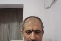 Otel Bayraklı